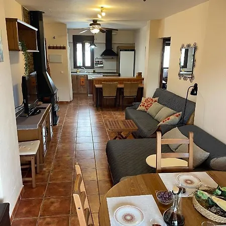 La Casita Del Pueblo * Fondon